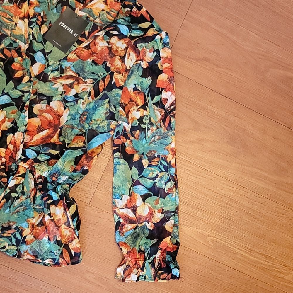 NWT Forever 21 Tropical Peplum top size S - Picture 4 of 6